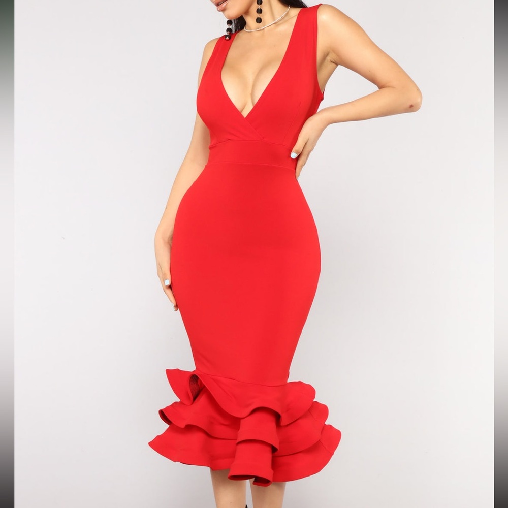 Dates with babe ruffle dress